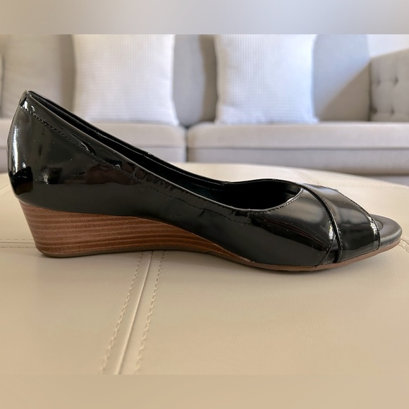 Cole Haan Grand OS Black Patent Wedge Shoes - Picture 3 of 4